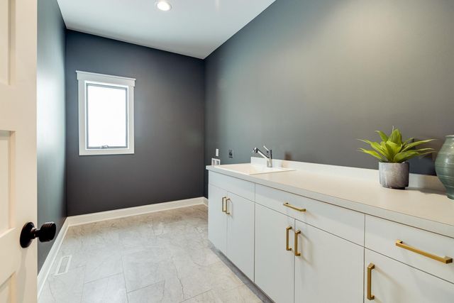 2762 Mayo Prairie Lane SW, Rochester, MN 55902