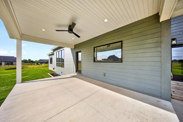2762 Mayo Prairie Lane SW, Rochester, MN 55902