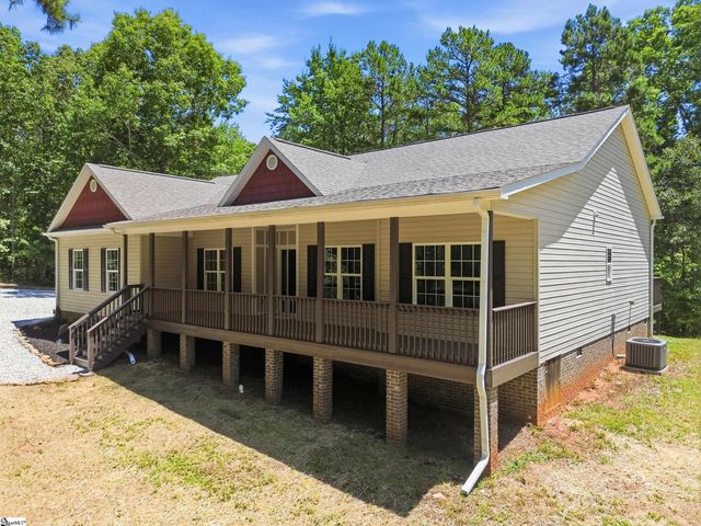 146 Windmont Road, Pickens, SC 29671