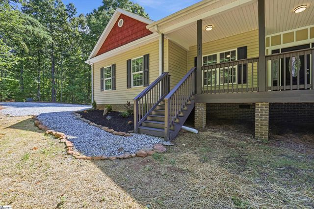 146 Windmont Road, Pickens, SC 29671