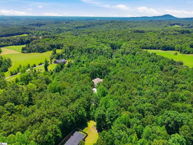 146 Windmont Road, Pickens, SC 29671