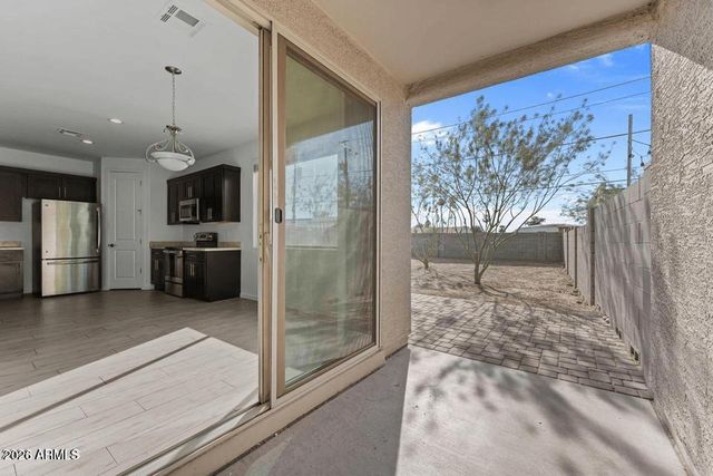 721 E CAROL Avenue, Phoenix, AZ 85020