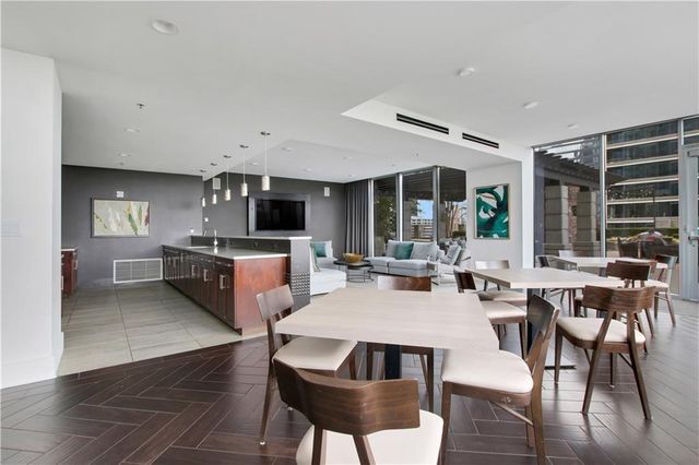 855 Peachtree Street NE 2812, Atlanta, GA 30308