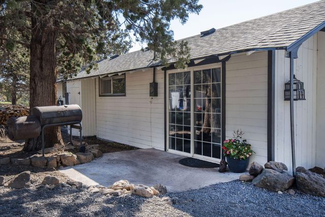 65070 Highway 20, Bend, OR 97703