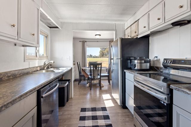 65070 Highway 20, Bend, OR 97703