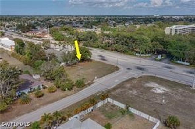 1324 Santa Barbara BLVD, Cape Coral, FL 33991