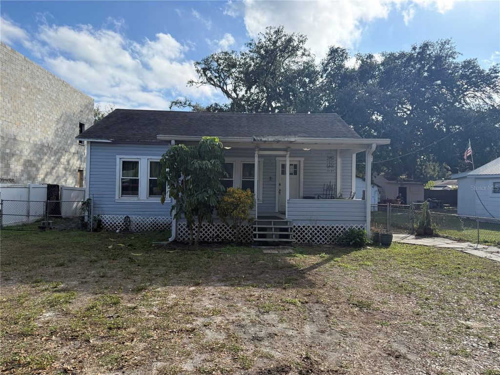 2703 MOODY AVENUE, Plant City, FL 33563