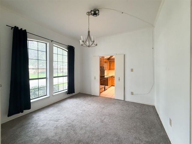 6643 Garlinghouse Lane, Dallas, TX 75252
