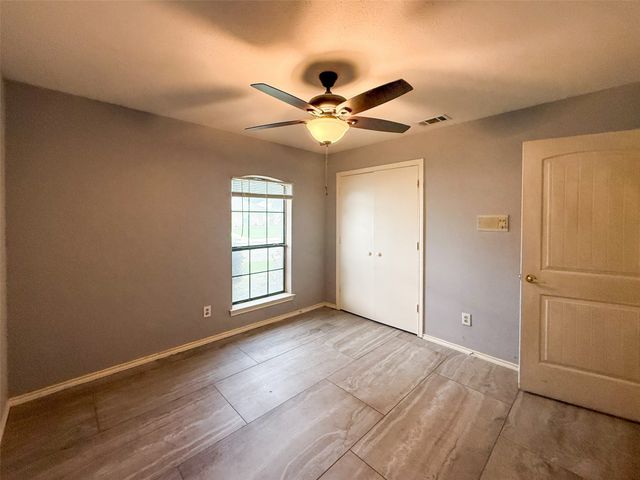 6643 Garlinghouse Lane, Dallas, TX 75252