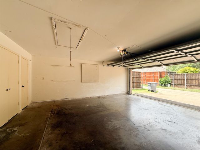 6643 Garlinghouse Lane, Dallas, TX 75252