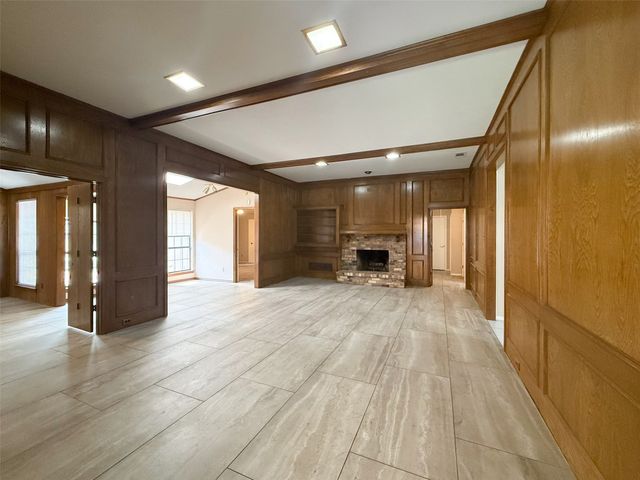 6643 Garlinghouse Lane, Dallas, TX 75252