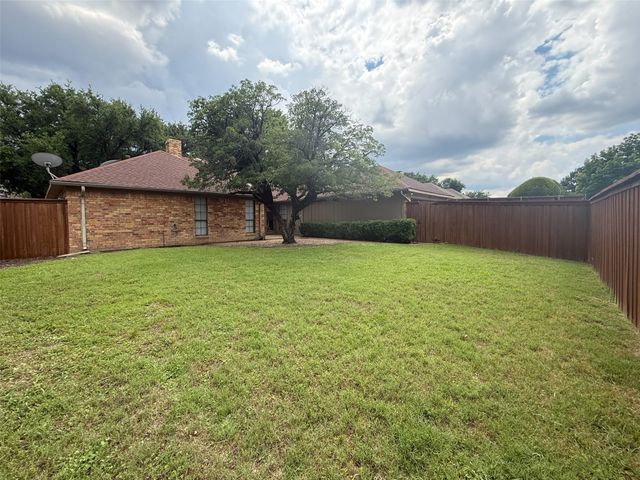 6643 Garlinghouse Lane, Dallas, TX 75252