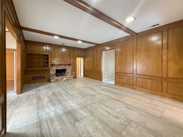6643 Garlinghouse Lane, Dallas, TX 75252