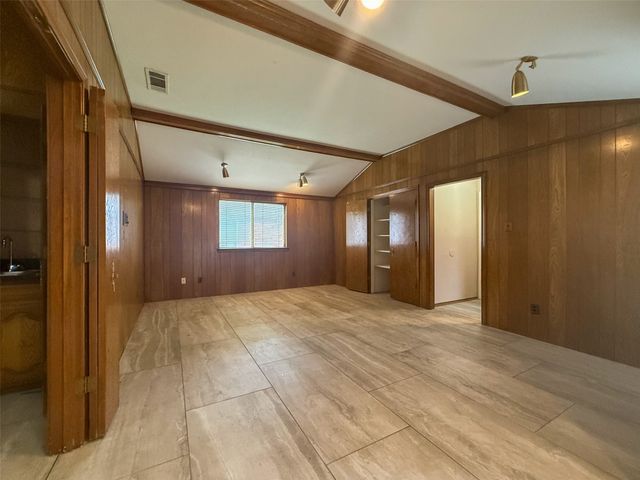 6643 Garlinghouse Lane, Dallas, TX 75252