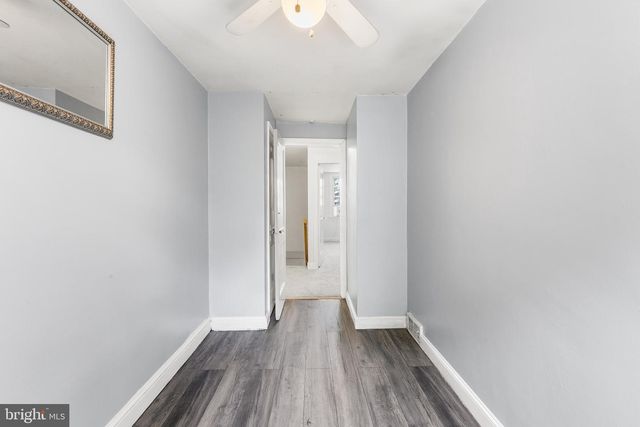 390 GLEN COVE, Collingdale, PA 19023