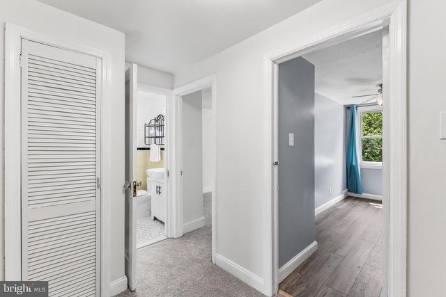 390 GLEN COVE, Collingdale, PA 19023