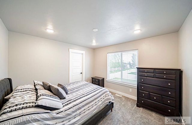 334 Church Street, Ammon, ID 83406