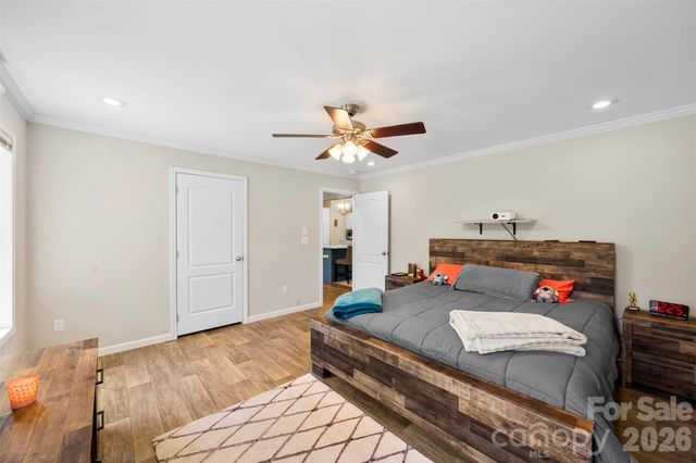 959 Wendover Heights Drive, Shelby, NC 28150