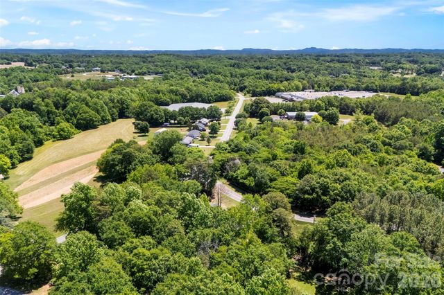 959 Wendover Heights Drive, Shelby, NC 28150