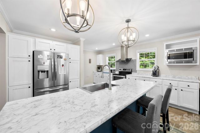 959 Wendover Heights Drive, Shelby, NC 28150