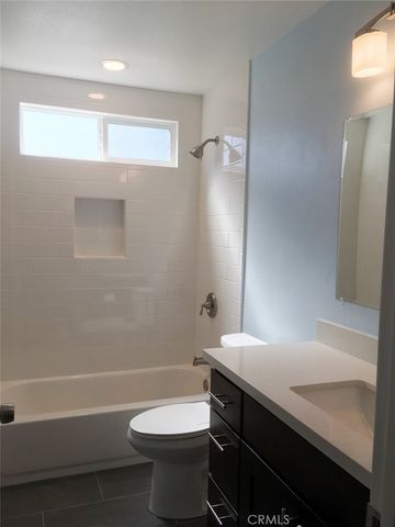 5313 W Lehnhardt, Santa Ana, CA 92704