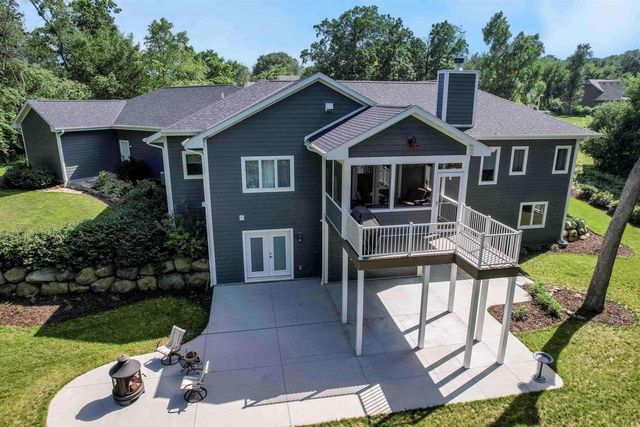 11702 N Heritage Ridge, Edgerton, WI 53534