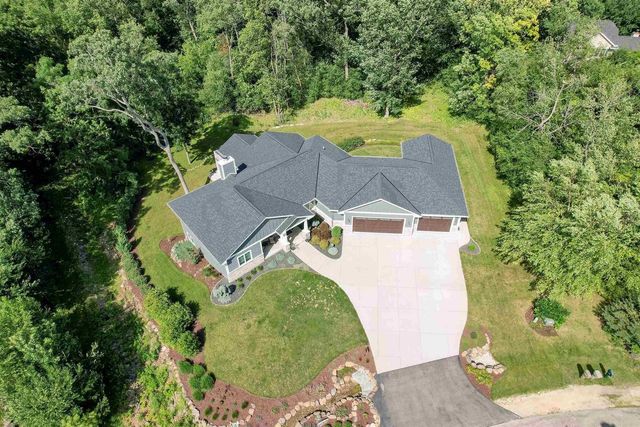 11702 N Heritage Ridge, Edgerton, WI 53534
