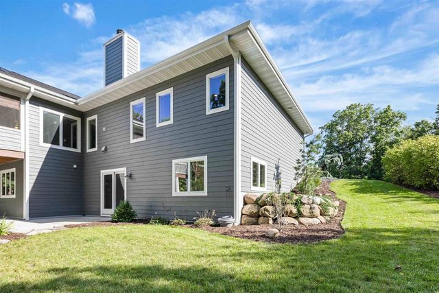 11702 N Heritage Ridge, Edgerton, WI 53534
