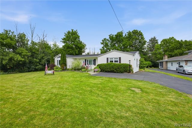 4049 River Road, Lewiston, NY 14174