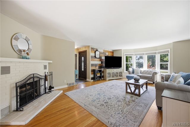 4049 River Road, Lewiston, NY 14174