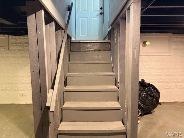 10038 Dorothy Avenue, St Louis, MO 63137