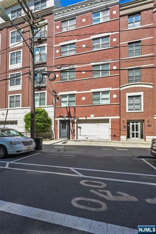 86 Clinton Street 4, Hoboken, NJ 07030