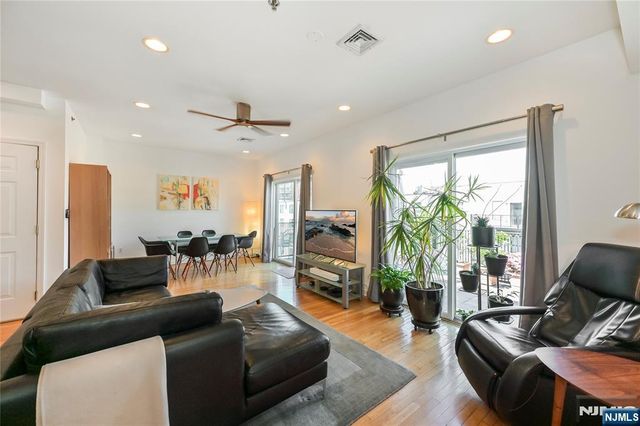 86 Clinton Street 4, Hoboken, NJ 07030