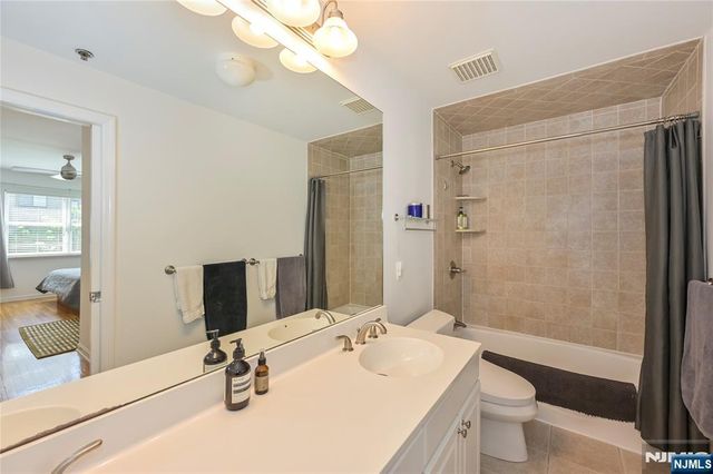86 Clinton Street 4, Hoboken, NJ 07030