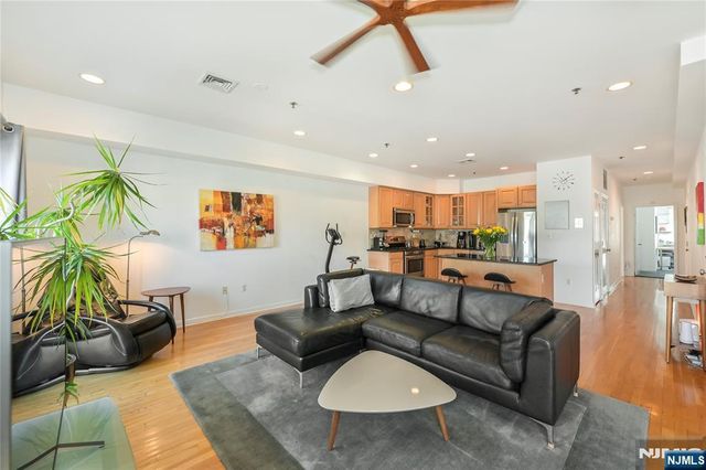 86 Clinton Street 4, Hoboken, NJ 07030