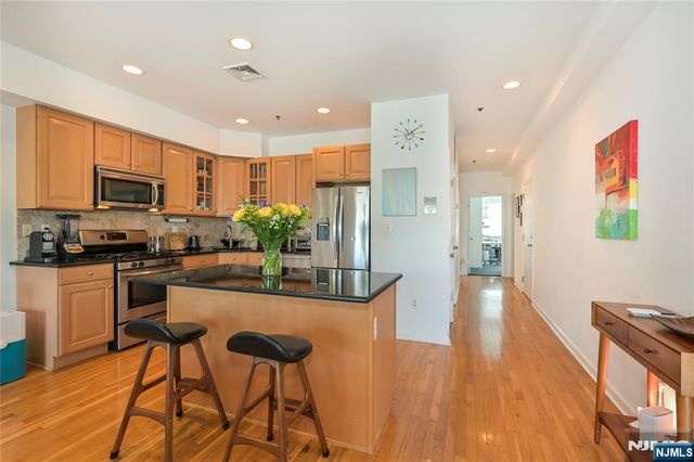 86 Clinton Street 4, Hoboken, NJ 07030