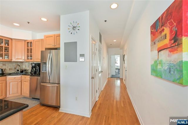 86 Clinton Street 4, Hoboken, NJ 07030