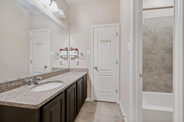 824 Water Garden Circle, Little Elm, TX 75068