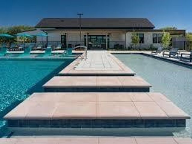 824 Water Garden Circle, Little Elm, TX 75068