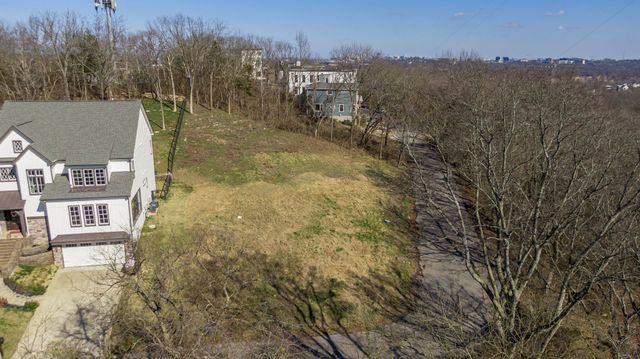 222 Marcia Ave, Nashville, TN 37209