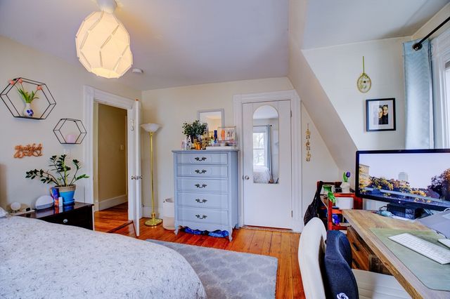 27 Seattle, Boston, MA 02134