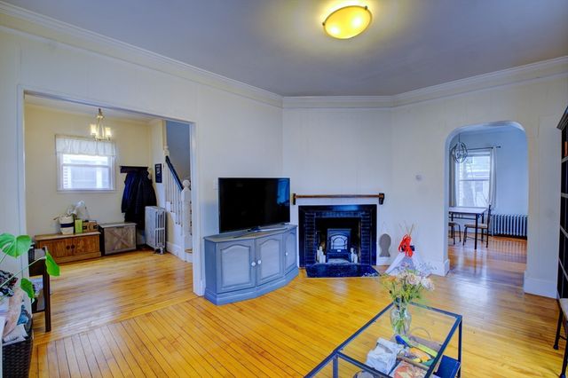 27 Seattle, Boston, MA 02134