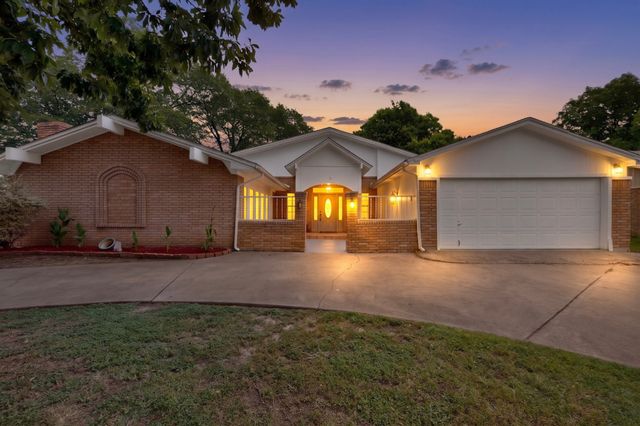 3317 Old Hickory Trail, Forest Hill, TX 76140