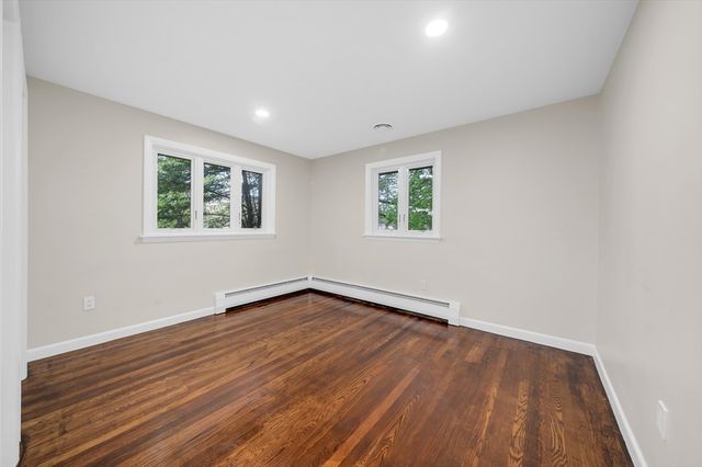 35 Peters St 1, North Andover, MA 01845