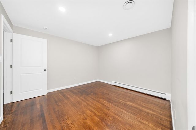 35 Peters St 1, North Andover, MA 01845