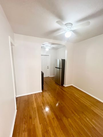 950 N Kildare Avenue 1, Chicago, IL 60651