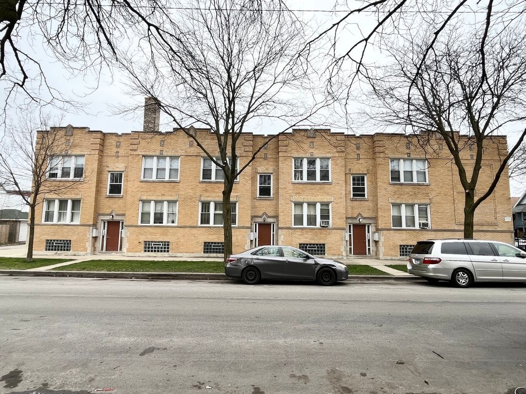 950 N Kildare Avenue 1, Chicago, IL 60651