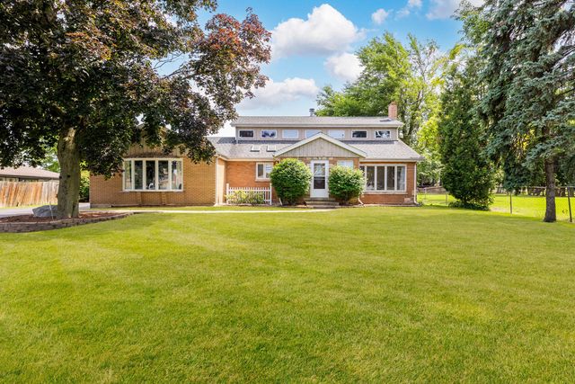 5821 W 127th Street, Palos Heights, IL 60463