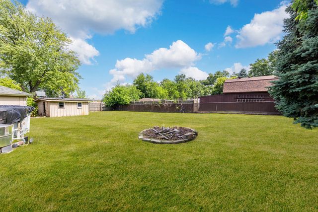 5821 W 127th Street, Palos Heights, IL 60463