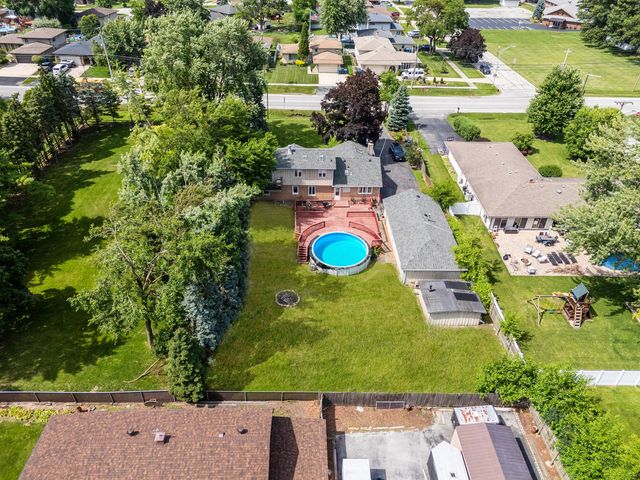 5821 W 127th Street, Palos Heights, IL 60463